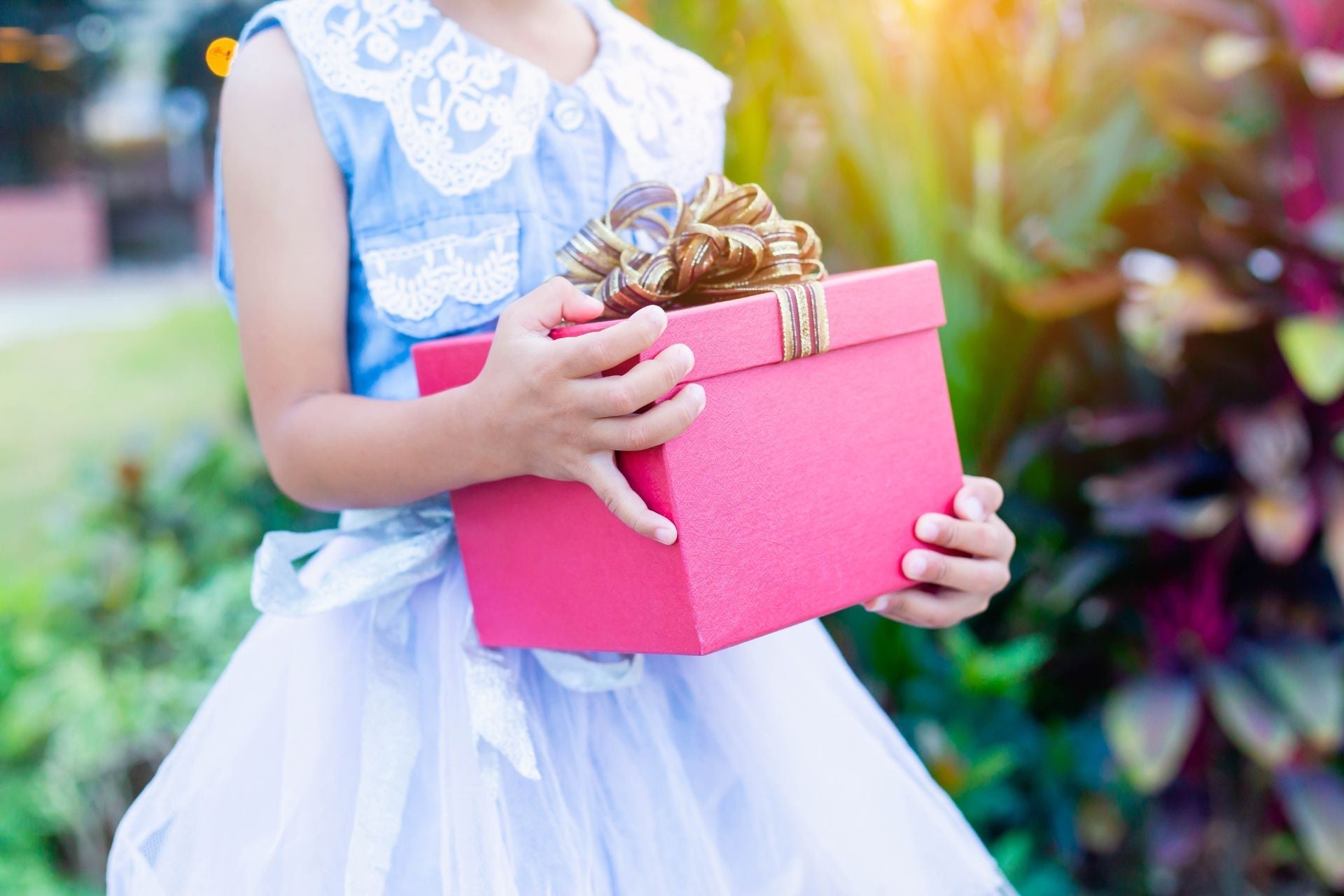 Τι δώρο να πάρω σε βάπτιση: Ποιοτικές επιλογές που μένουν