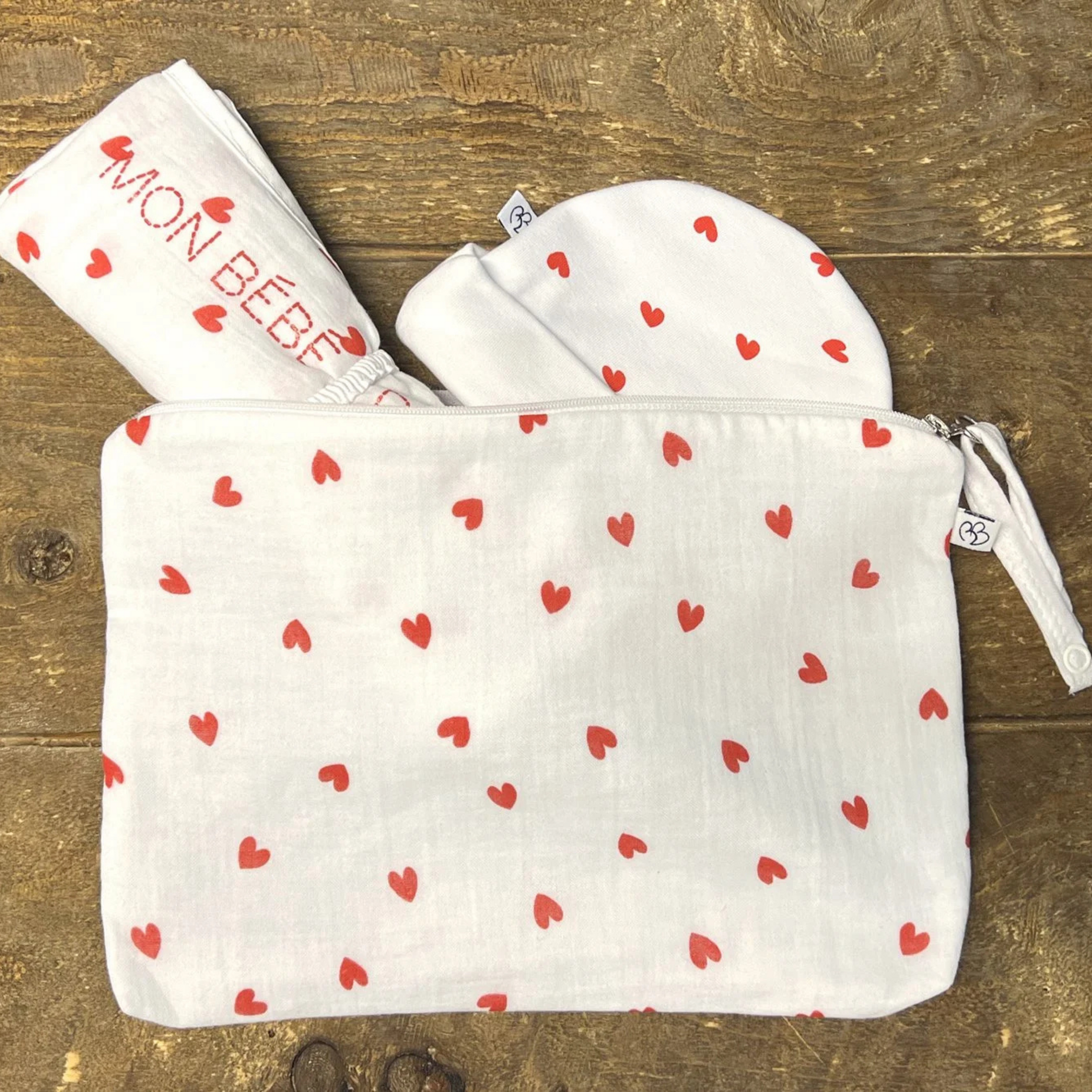 Baby toiletry bag with Hearts design