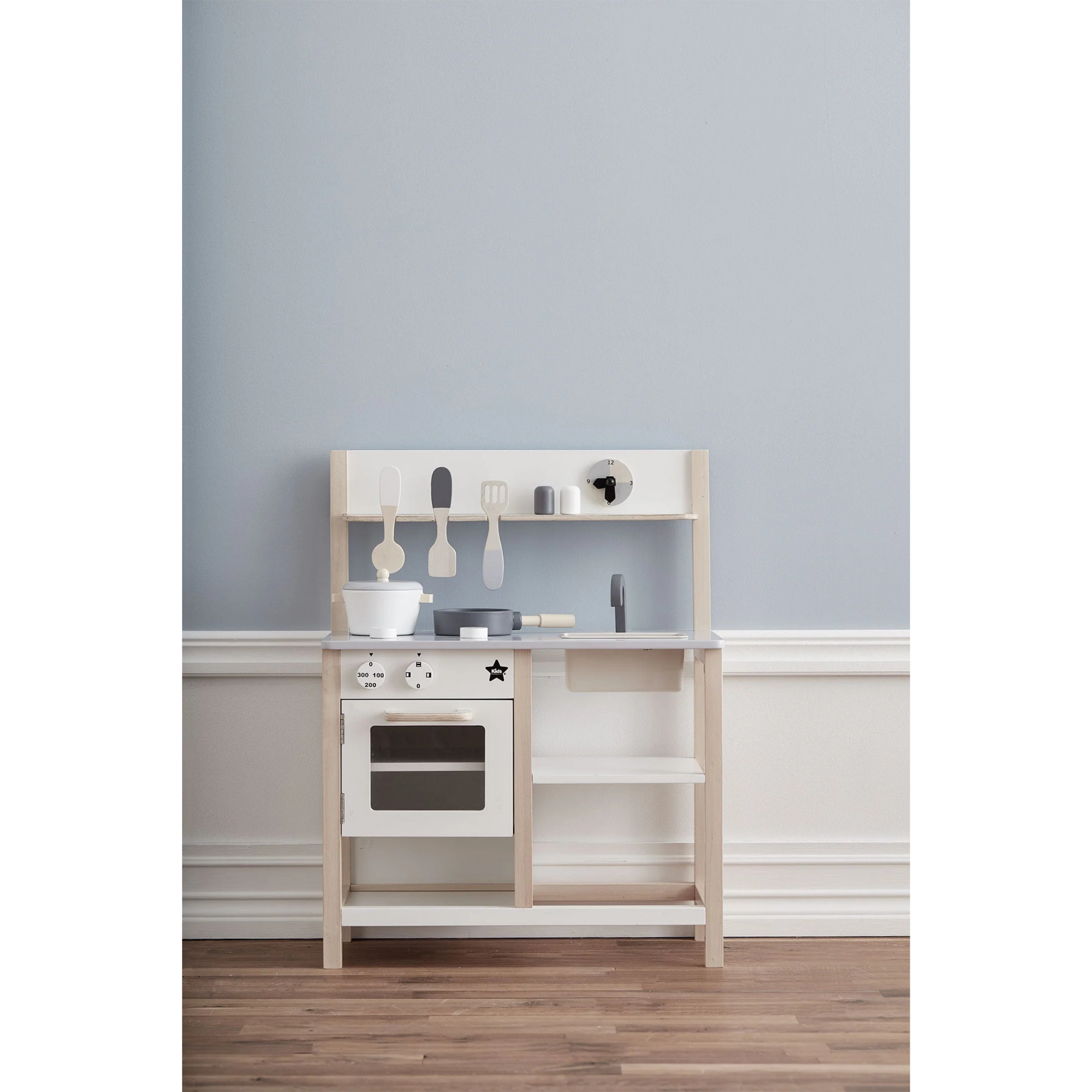 Children's wooden toy kitchen, white