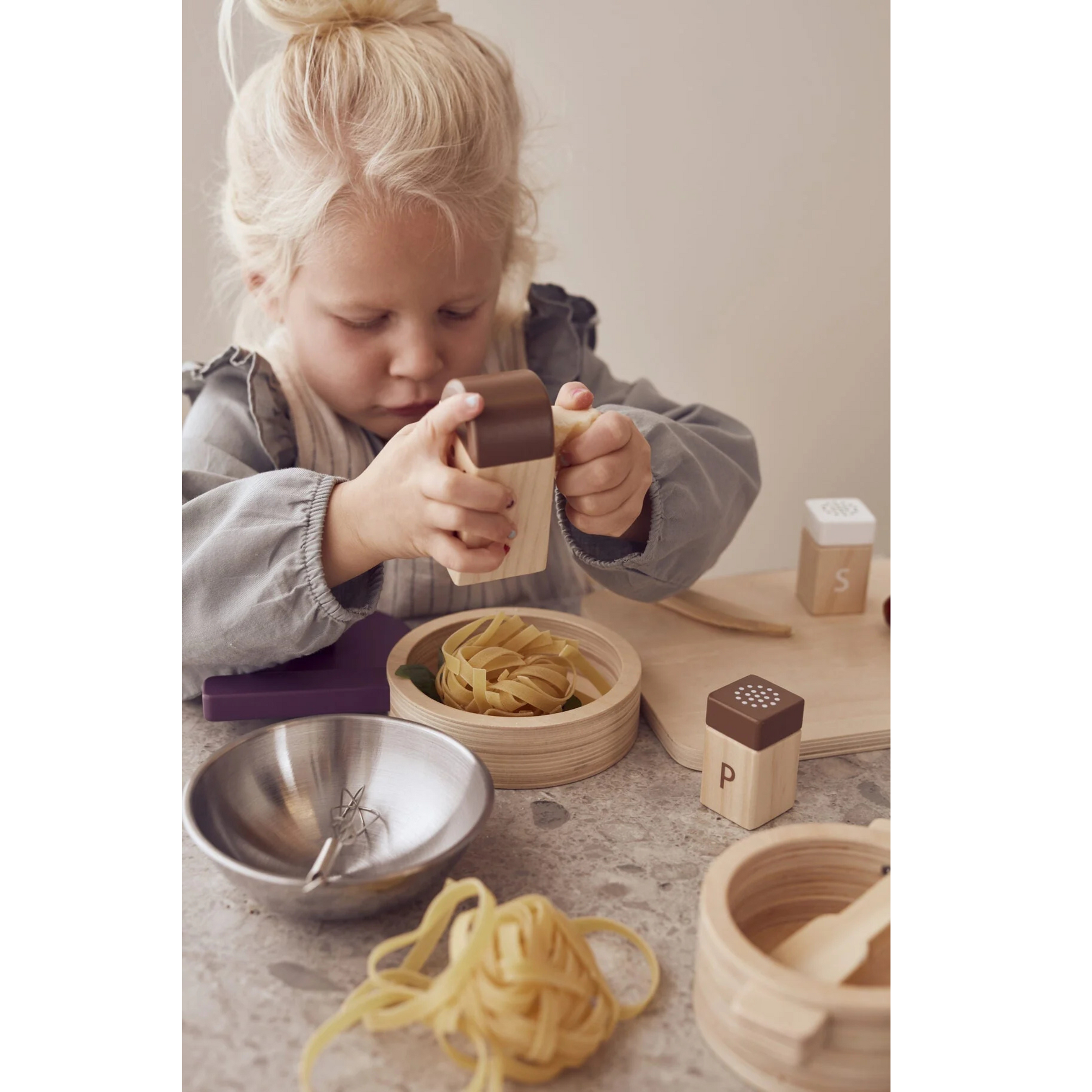 Children's wooden toy cooking set Bistrot