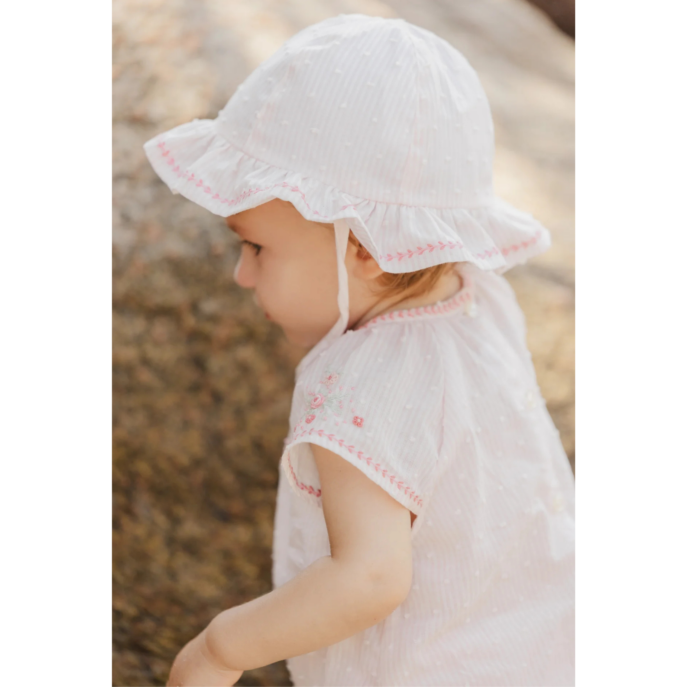 Baby sun hat pale pink