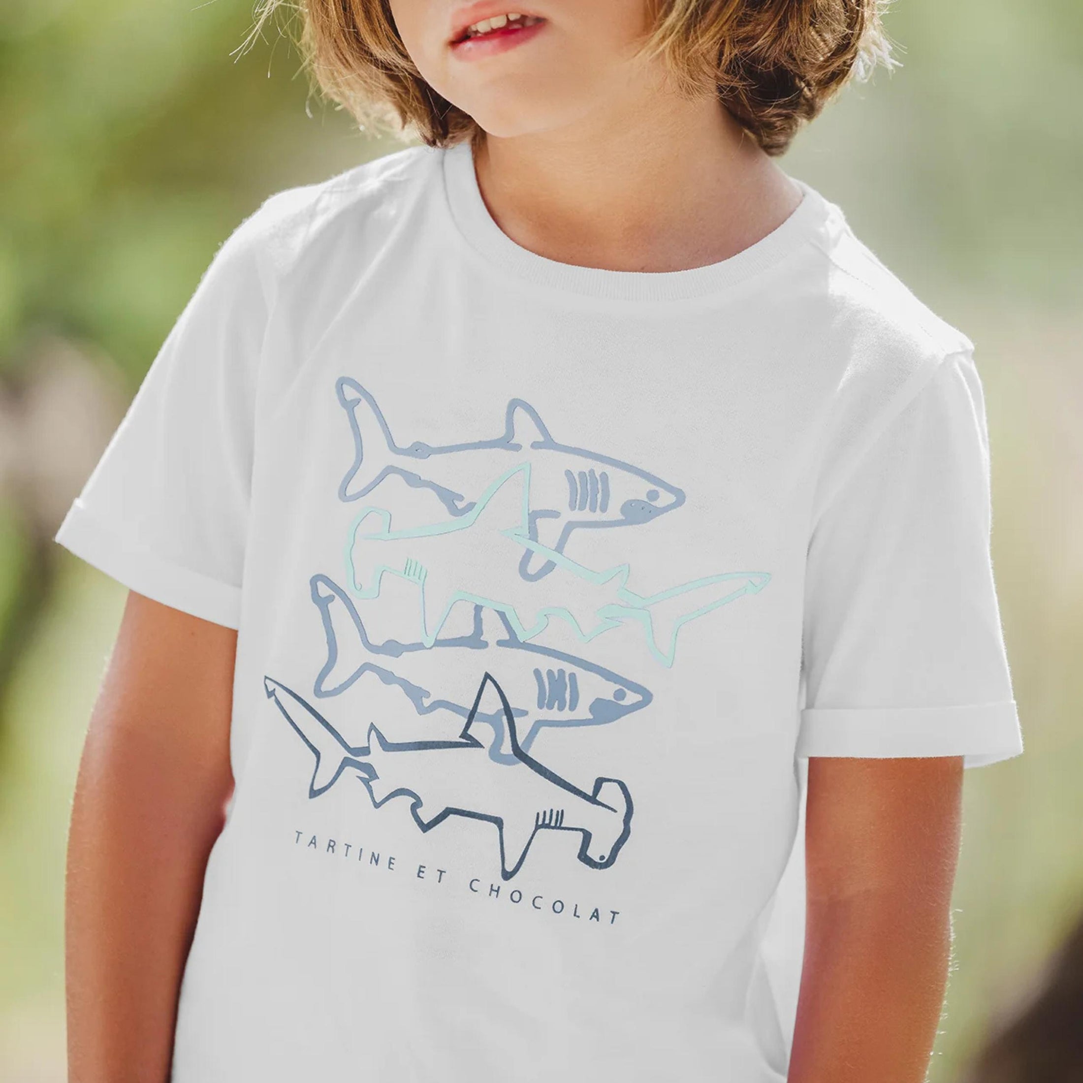 Παιδική μπλούζα λευκή με σχέδιο Καρχαρίες