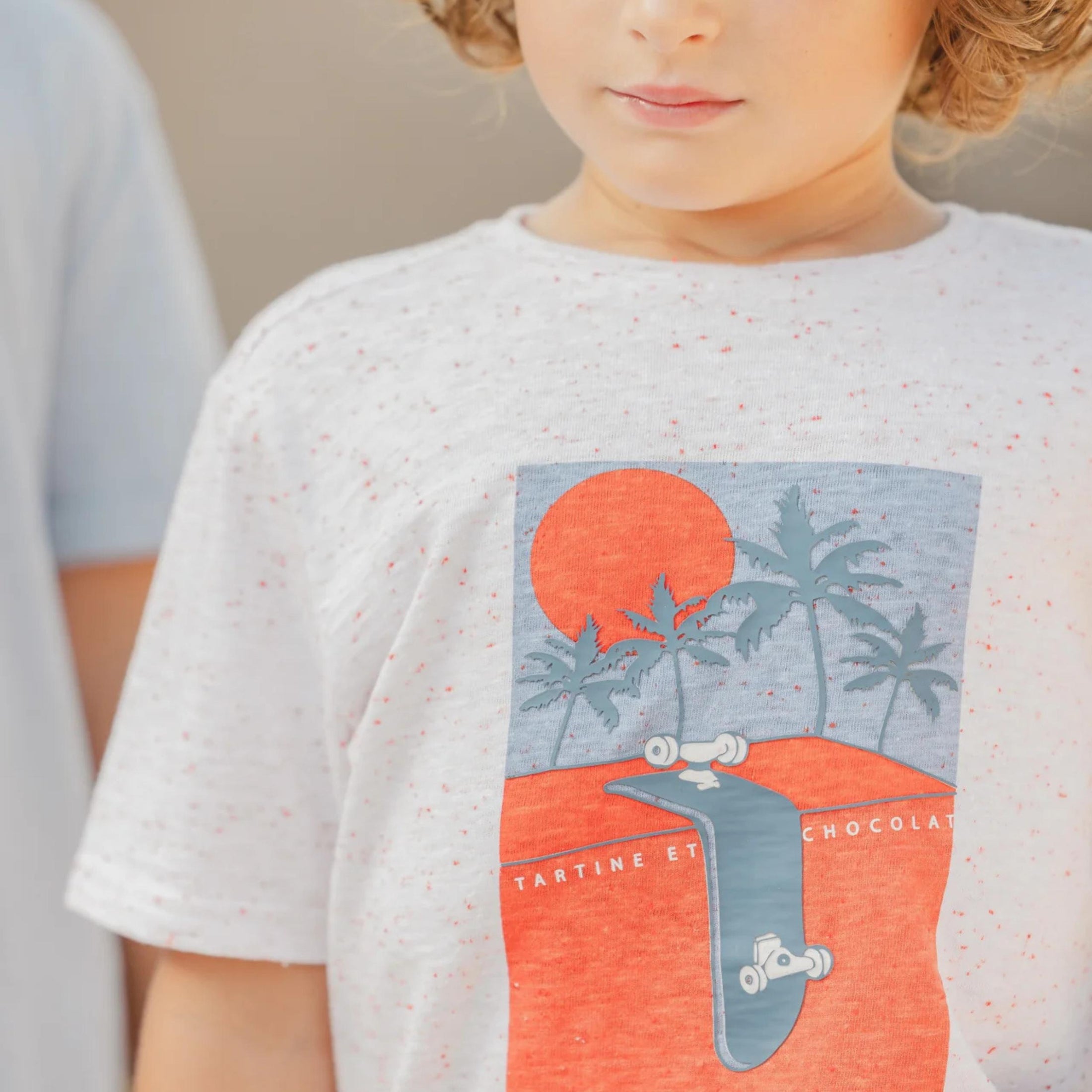 Παιδική μπλούζα λευκή με σχέδιο Skateboard