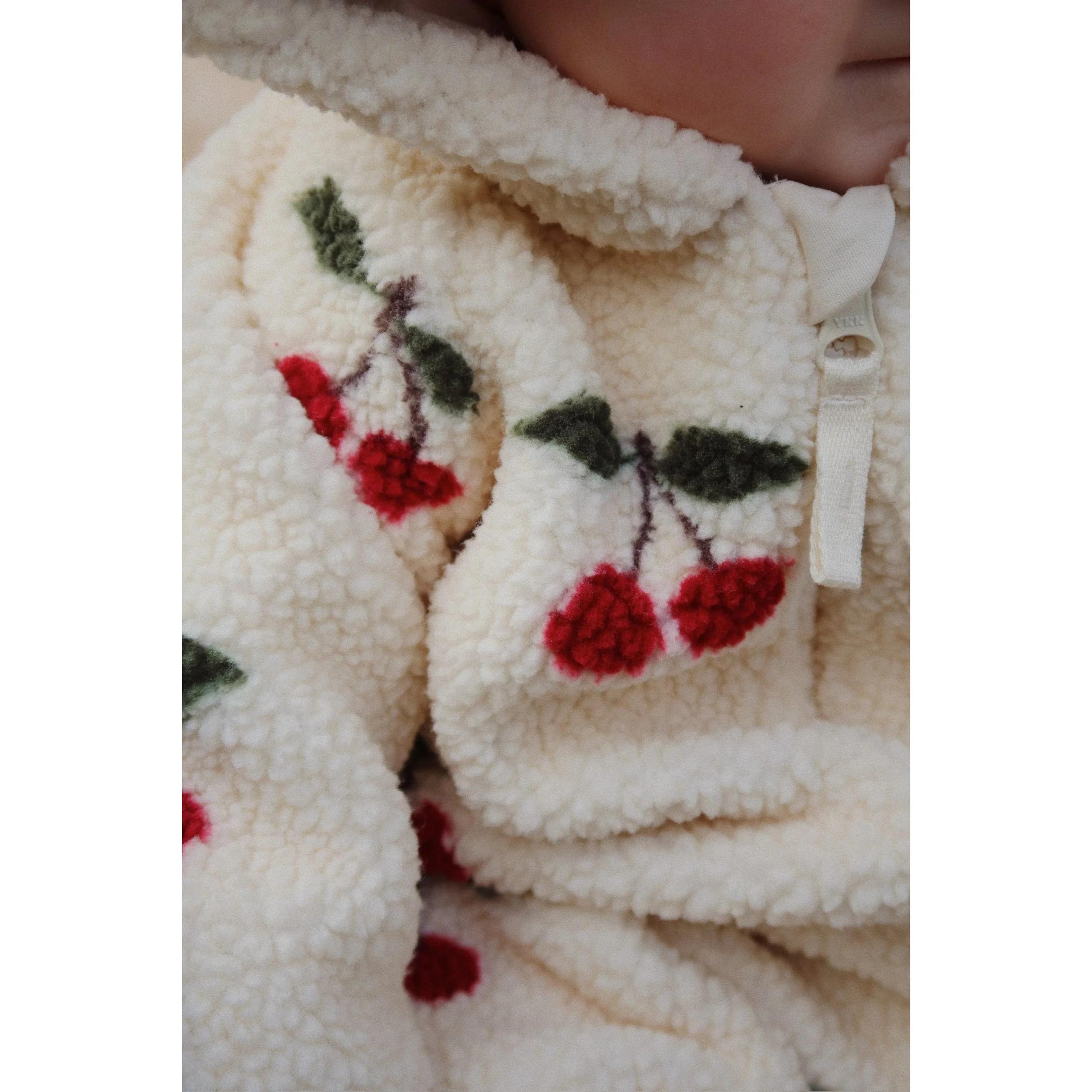 Βρεφικό φορμάκι fleece με σχέδιο Κεράσια