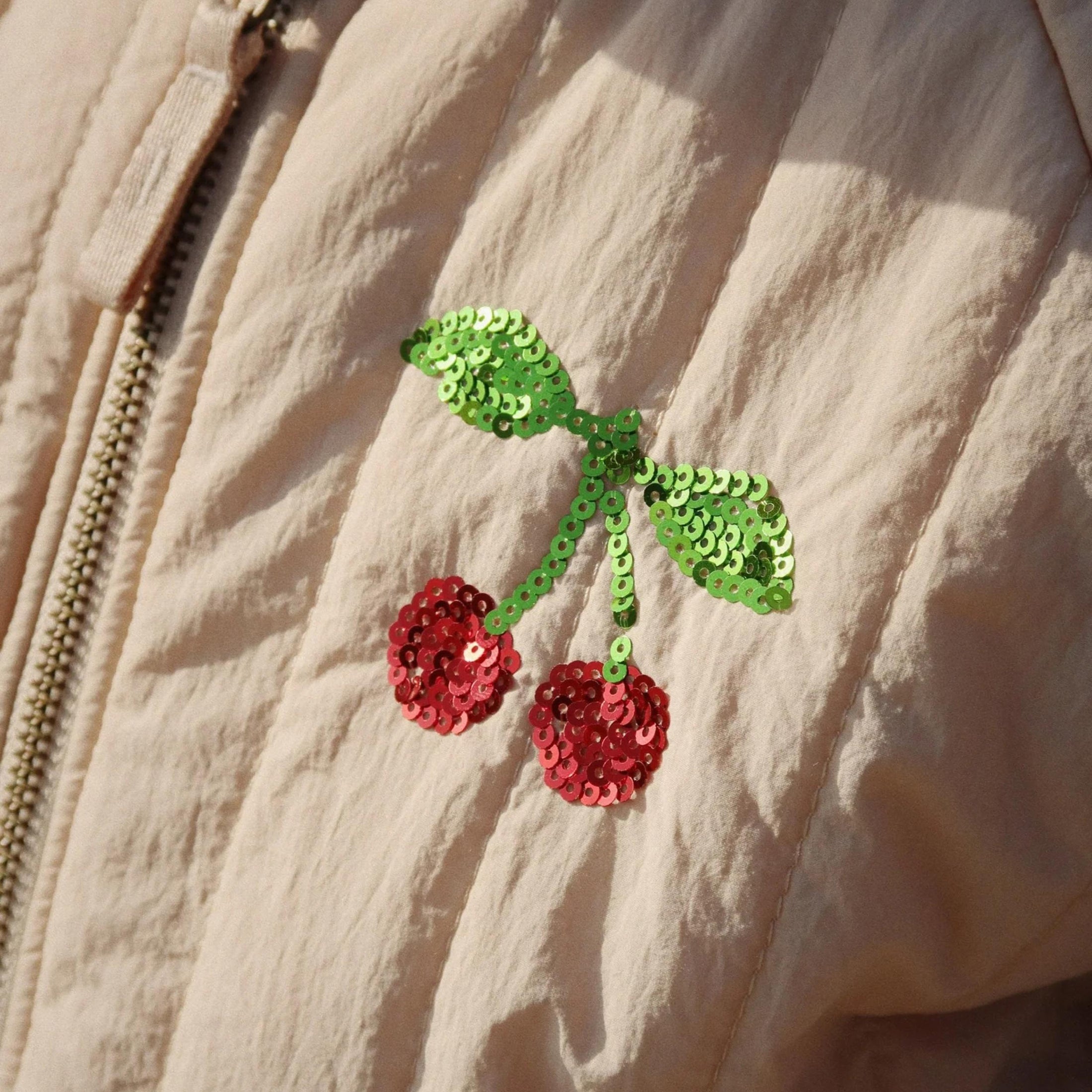 Παιδικό μπουφάν bomber με πούλιες σχέδιο Φρούτων