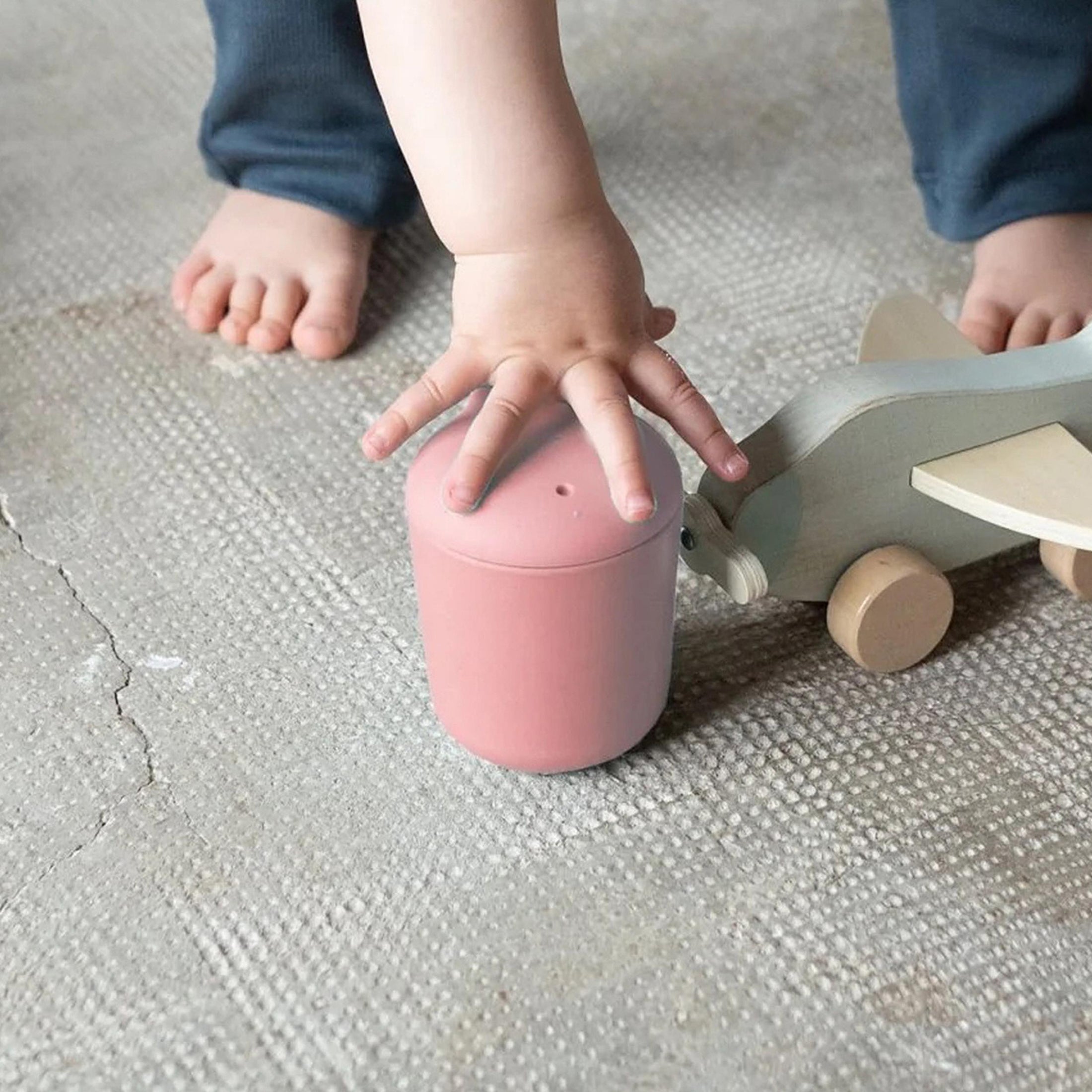 Βρεφικό ποτηράκι με καπάκι σιλικόνης Blush