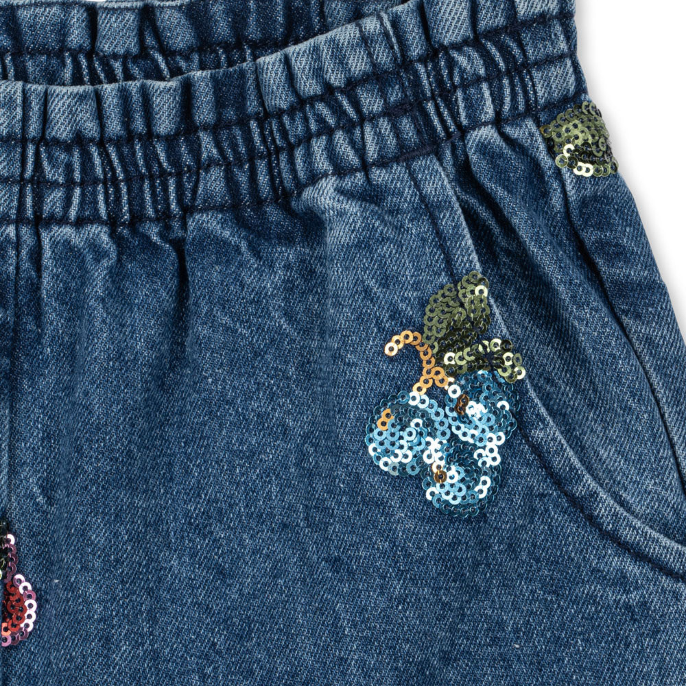 Παιδικό παντελόνι denim με παγιέτες σχέδιο φρούτων