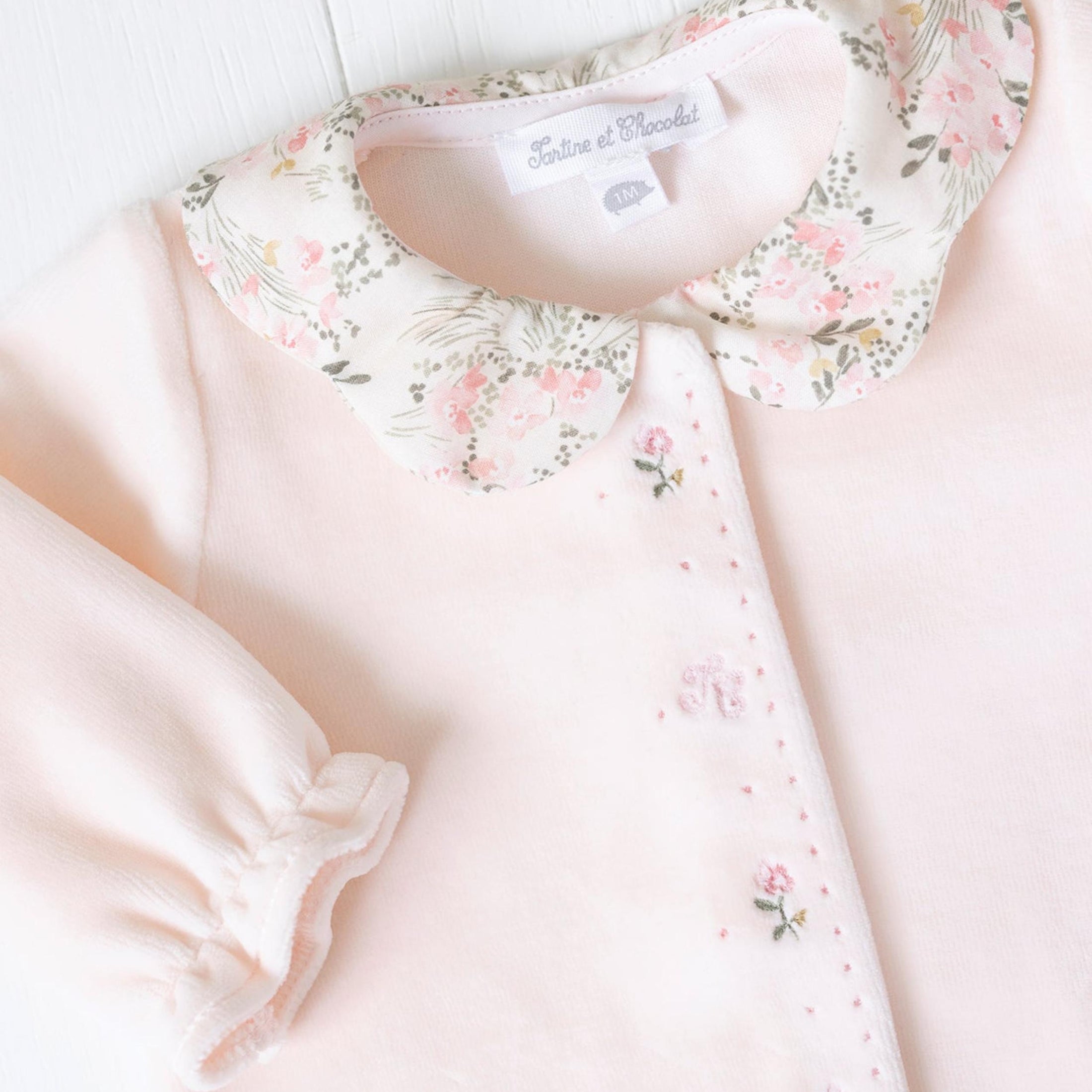 Βρεφικό φορμάκι βελούδο ροζ