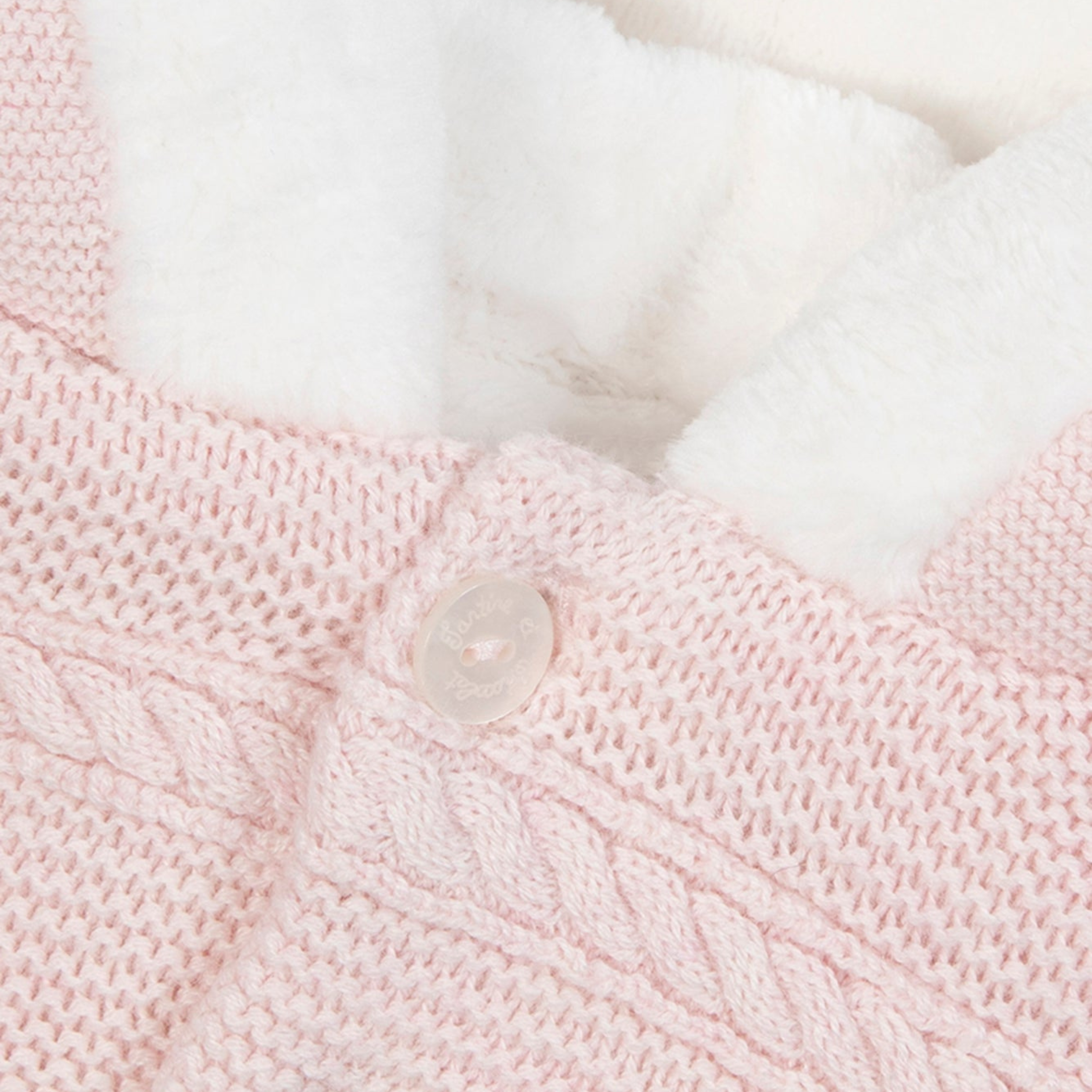 Βρεφικό παλτό πλεκτό ροζ