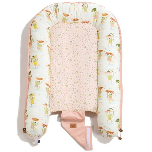 Frogs Baby Nest – Powder Pink (New Version)