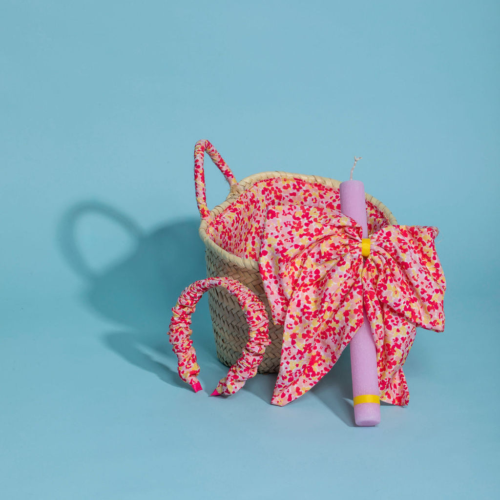 Παιδικό σετ ψάθινο καλάθι με πασχαλινή λαμπάδα Pink Floral Perle D'azur X Jomalmi Kids