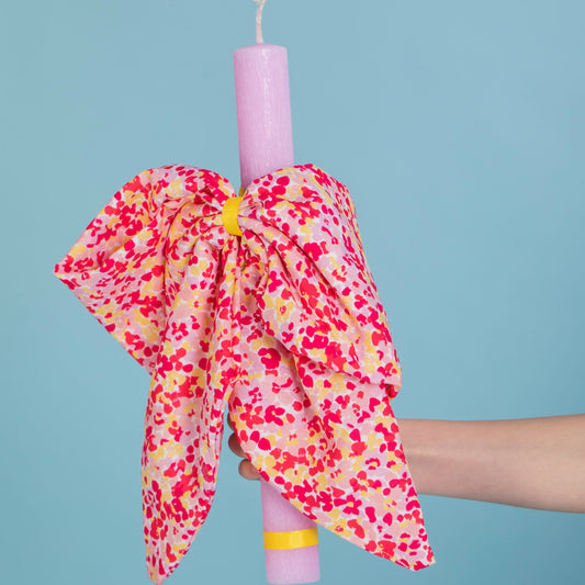 Παιδικό ψάθινο καλάθι με πασχαλινή λαμπάδα Pink Floral Perle D'azur X Jomalmi Kids