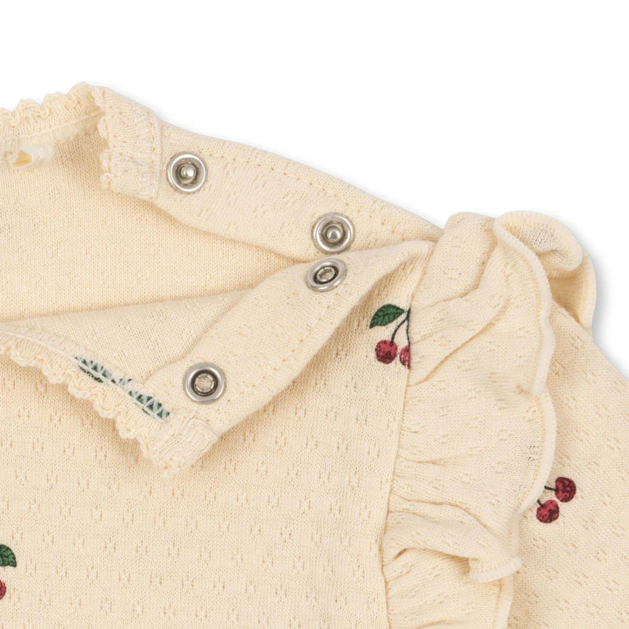 Bρεφικό κορμάκι με βολάν στους ώμους κεράσι