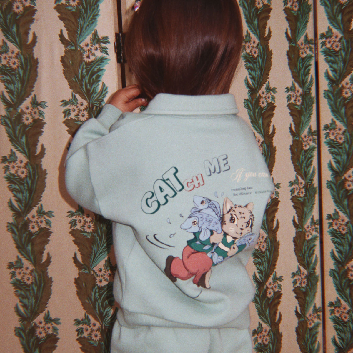 Παιδικό polo φούτερ Lou με print γατάκι Granite Green Konges Slojd