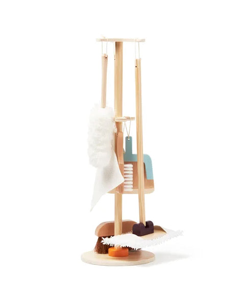 Wooden cleaning toy set