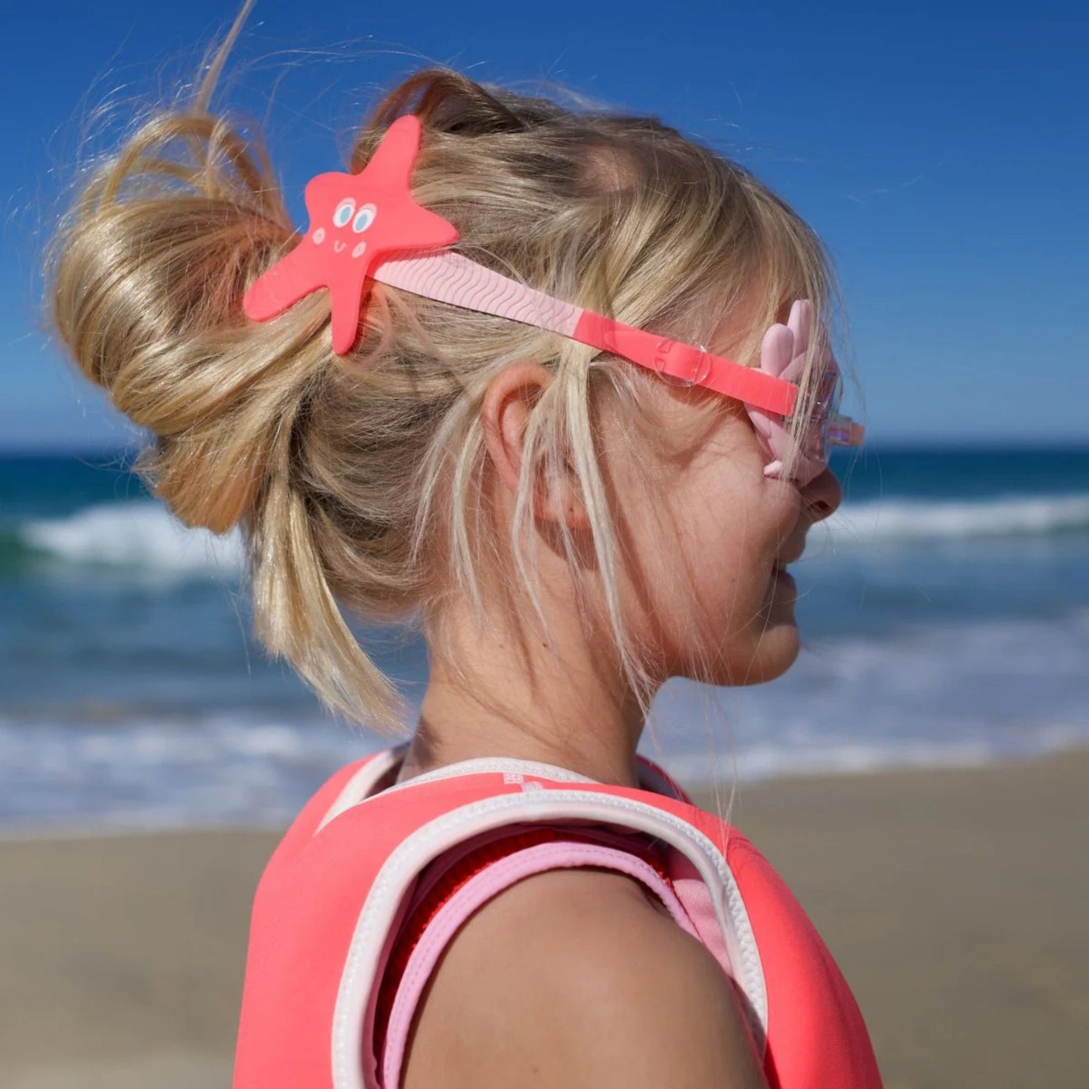 Παιδικά γυαλιά κολύμβησης Melody The Mermaid Neon Strawberry SunnyLife