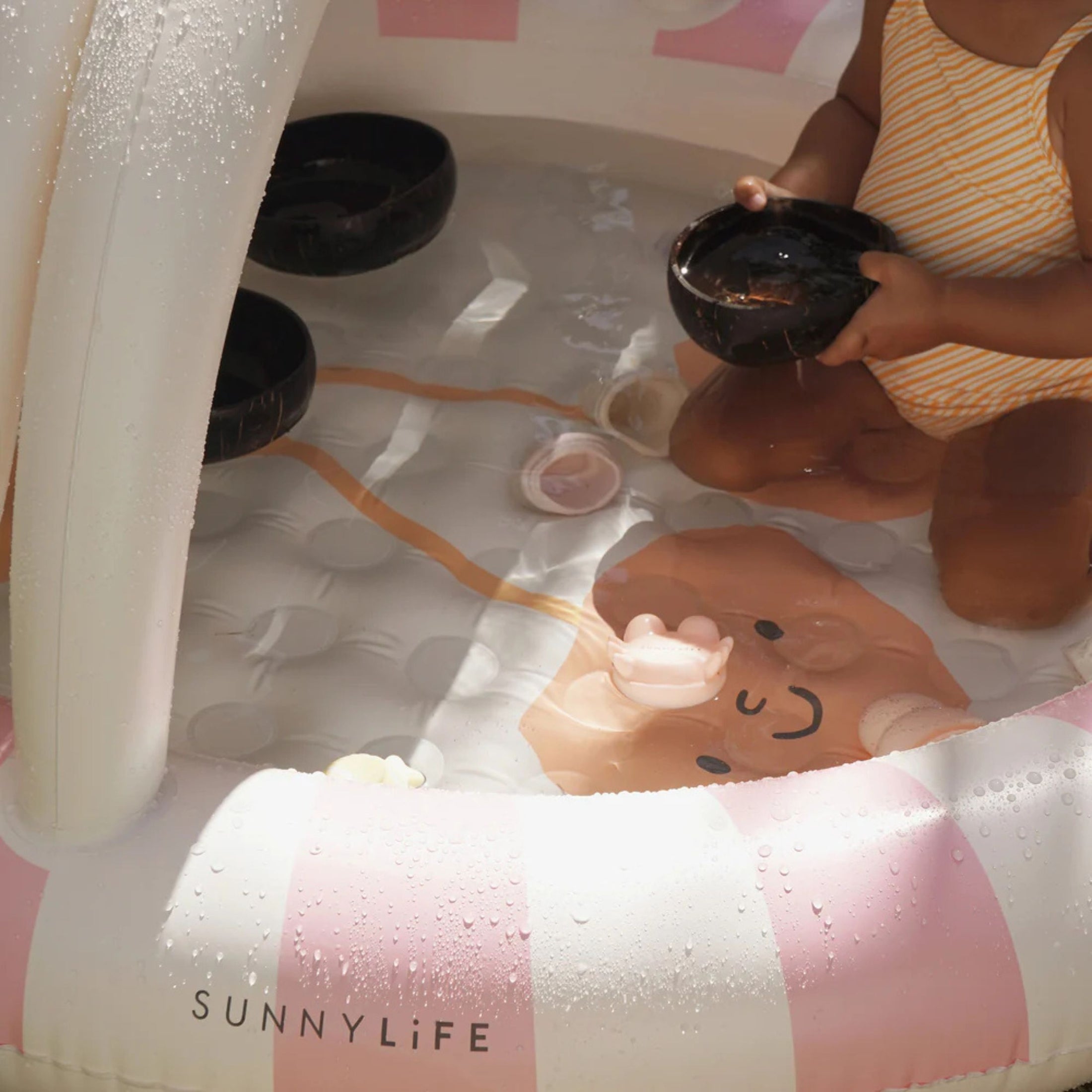 Παιδική φουσκωτή πισίνα Cotton Candy Cherry SunnyLife