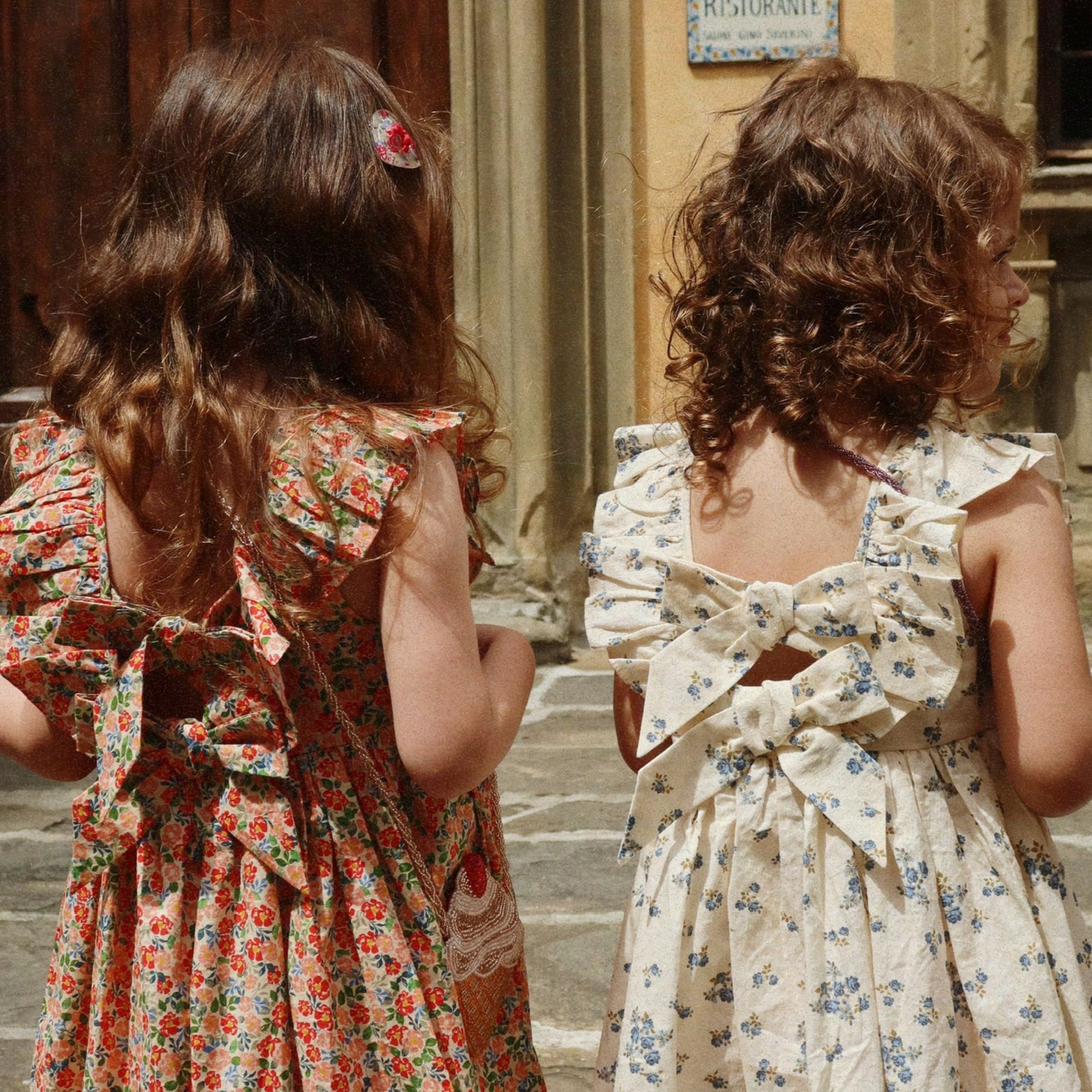 Παιδικό φόρεμα με βολάν & φιόγκο πολύχρωμο Konges Slojd