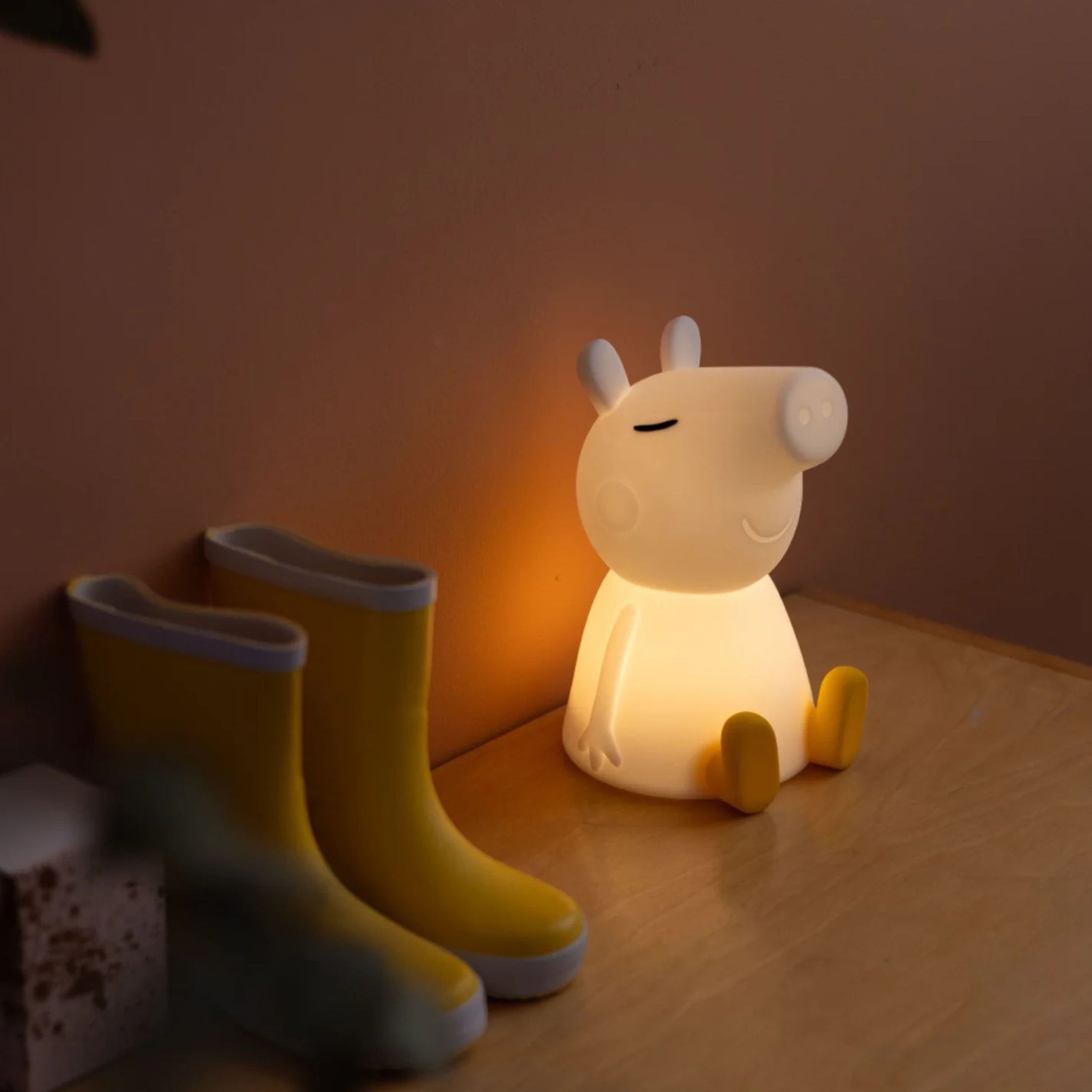 Παιδικό φωτιστικό νυχτός Peppa Pig First Light Mr Maria