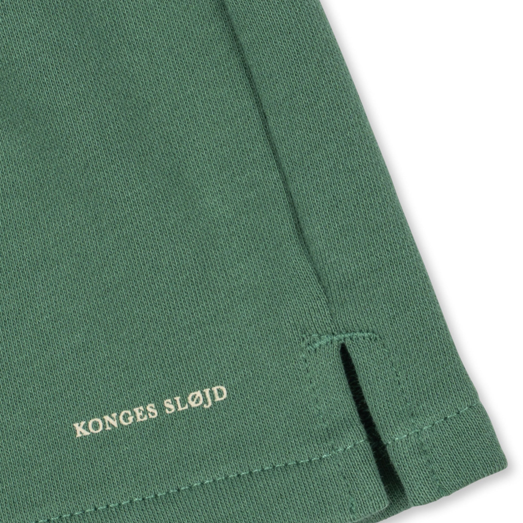 Παιδικό σορτσάκι φούτερ πράσινο Konges Slojd 